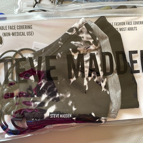 Washable steve madden Face Covering/ facial mask LOT. 4 Packs. 12 Masks Total - Picture 2 of 8